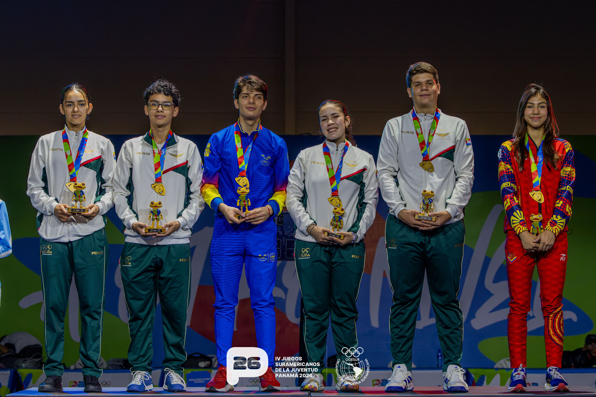 Esgrimistas bolivianas hablan sobre la conquista del podio en los Juegos Suramericanos de la Juventud Panamá 2026