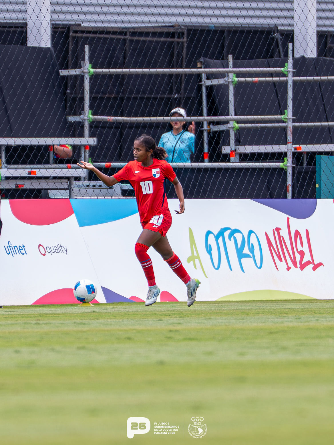 Con una genialidad de Shaday Mow Panamá da la primera campanada