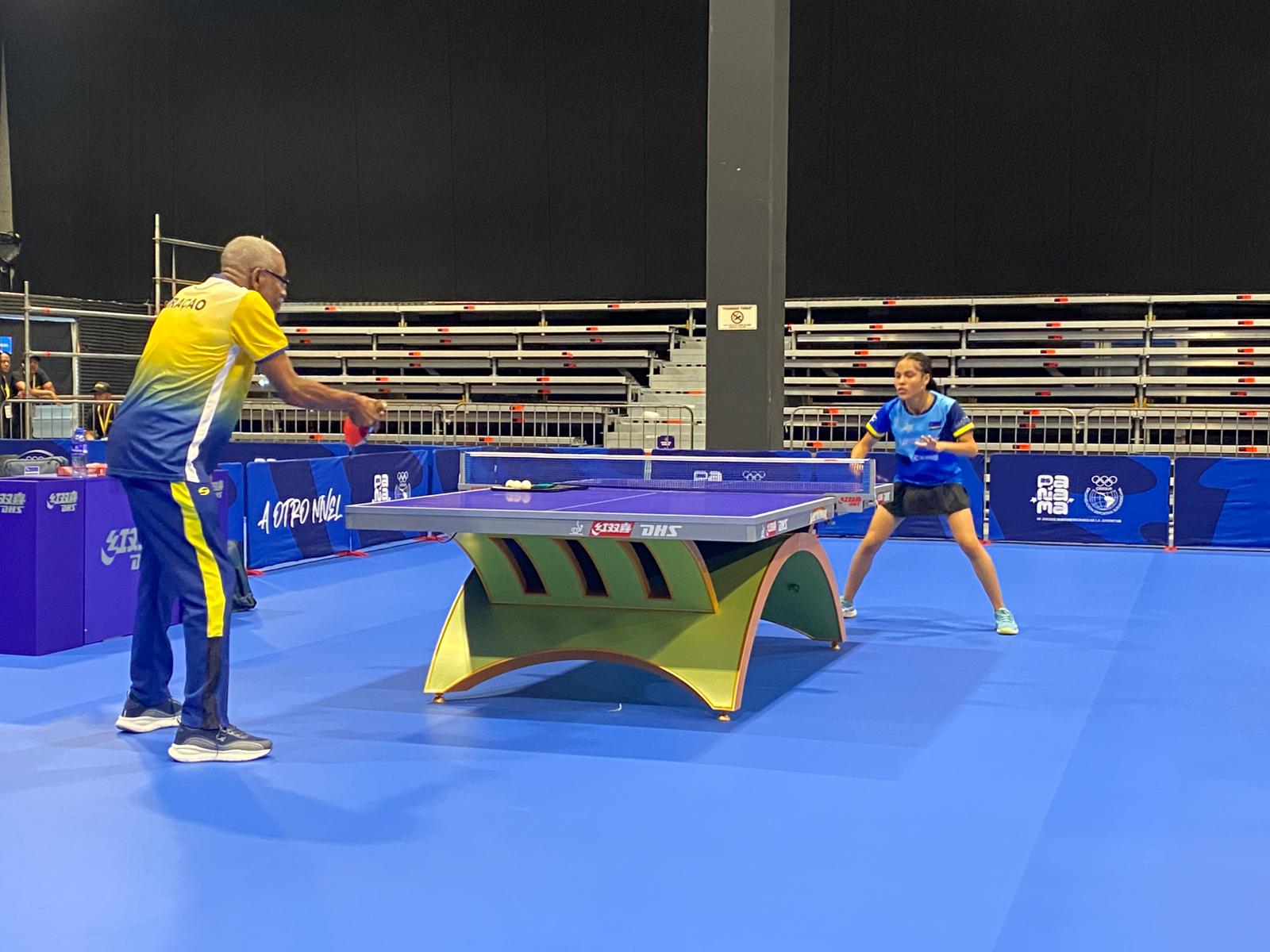 CURAZAO VA A OTRO NIVEL CON SU ABANDERADA